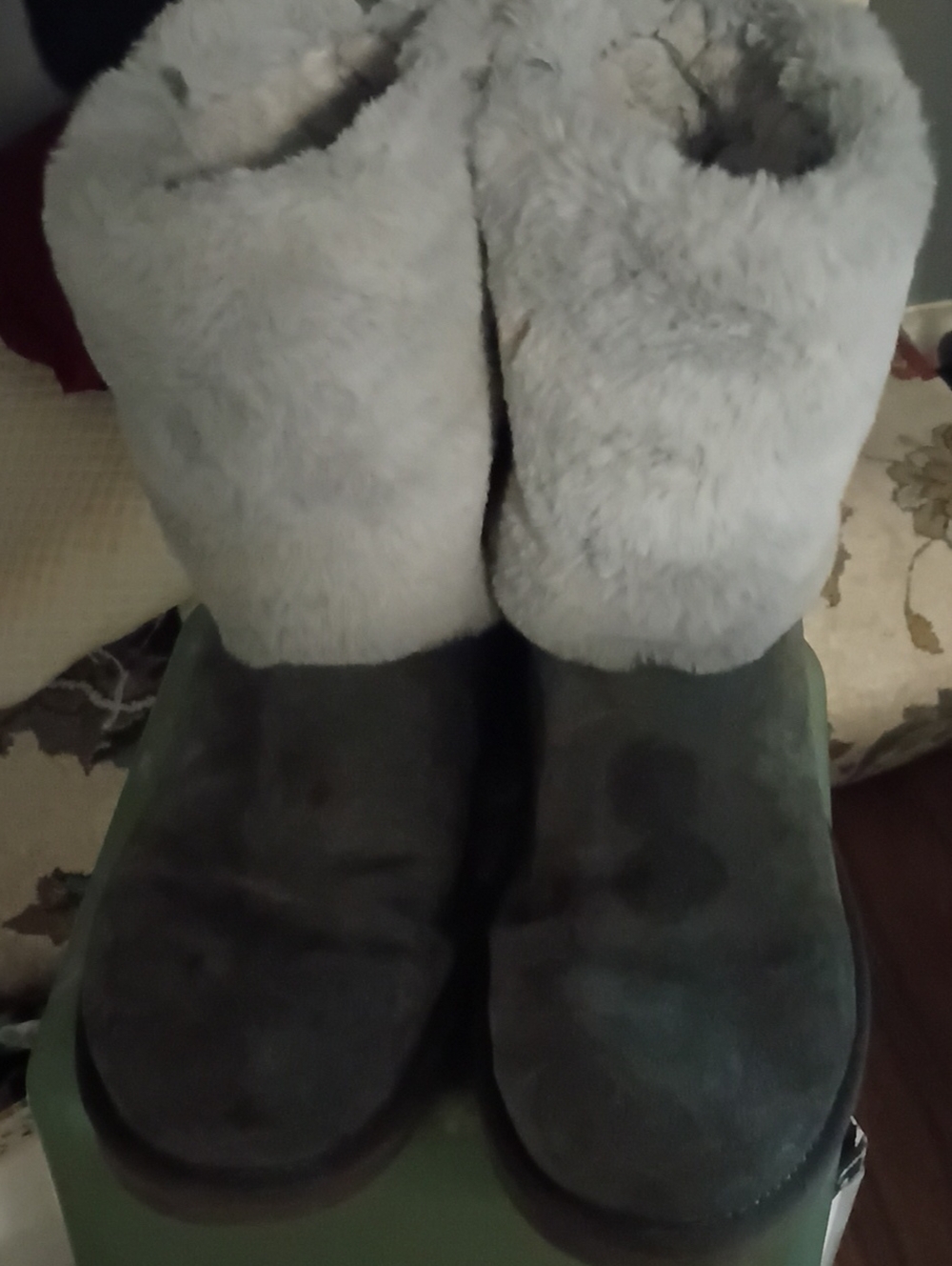 Koolaburra Gray Faux-Fur Cuff Winter Boots